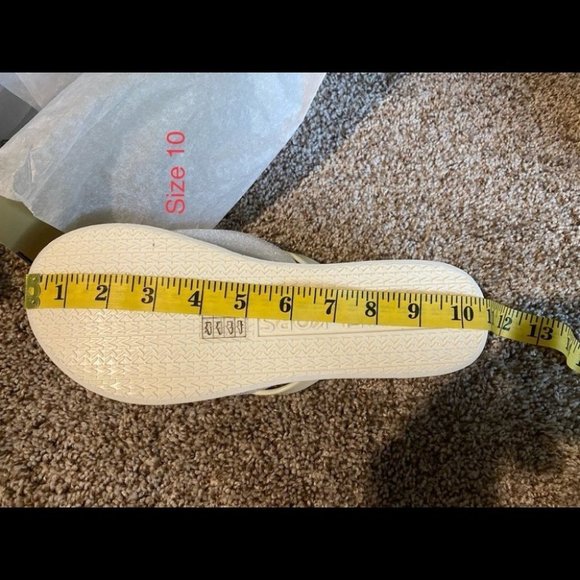 Michael Kors Flip Flop slipper  -Vanilla - Picture 13 of 13